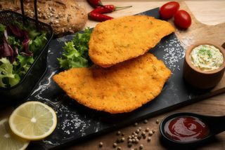 Milanesas de pollo con patatas