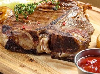 Стейк Ті-Бон філе яловичини (450г)