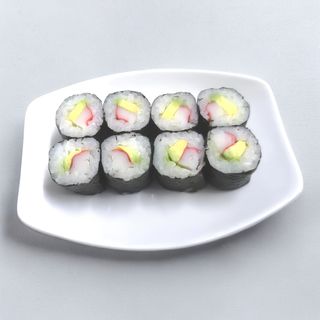 Makis surimi y aguacate  (8 pzas.)