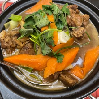 Agnello brasato（羊肉煲）