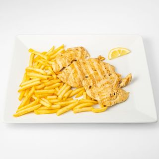 Pileći file s kroketima i povrćem na žaru