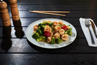 Creveți cu broccoli