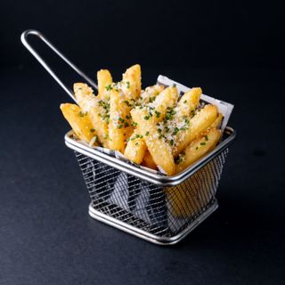 PATATAS CON QUESO PARMESANO