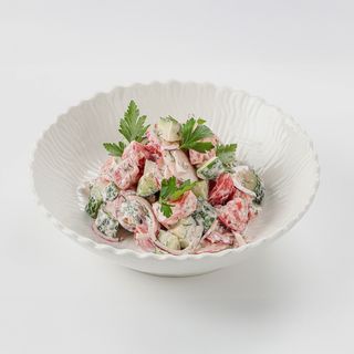 Домашний салат со сметаной