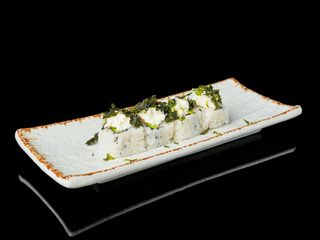 165 Uramaki salmón y aguacate (4 uds.)