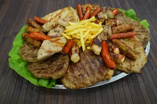 Oval za 8 osoba