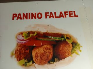 Panino falafel