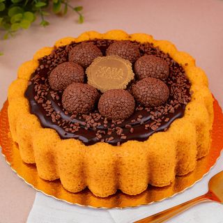 Pool Cake de Cenoura (Aprox. 1,4kg)
