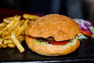 Beef Burger with Chips