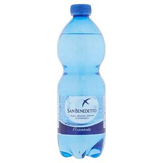 Acqua leggermente frizzante 50 cl
