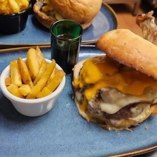 Hamburguesa "La Cami"