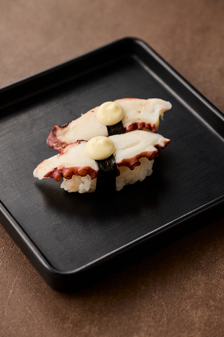 Nigiri polpo - 2 pezzi