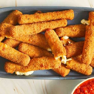 5 Mozzarella Sticks