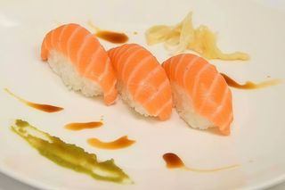 9-Nigiri salmone 3PZ