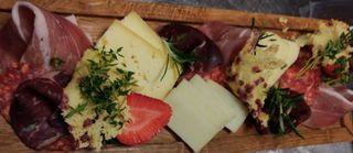 Plata domaćih delikatesa