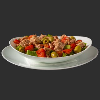 Salata sa tunjevinom