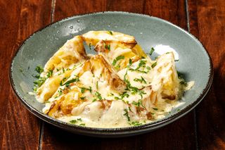 Cartofi prajiti cu branza