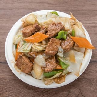 41. Свинско със зеленчуци 800г