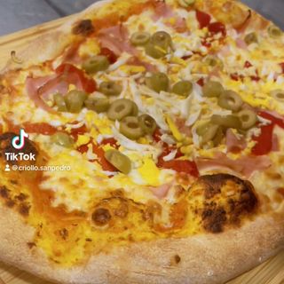 Pizza Especial (32 Cm.)