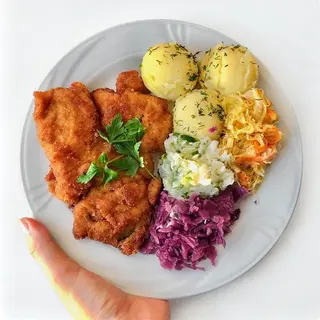Kotlet drobiowy + zupa dnia