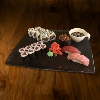Maguro box
