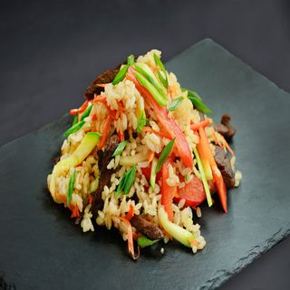 Смажений рис з телятиною (270г)