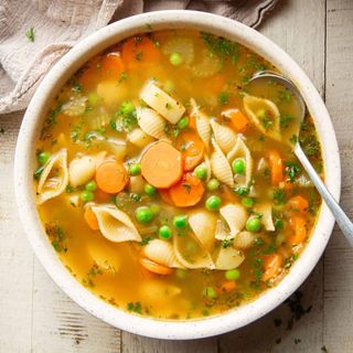 Vegetable noodle soup