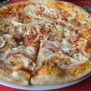 Pizza De Atún Y Cebolla (33 Cm.)