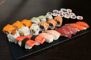 Menú Para 2 Personas (32 Piezas)