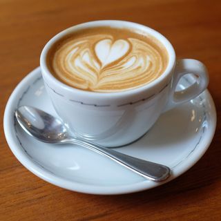 Café Cappuccino (Cappuccino Coffee)