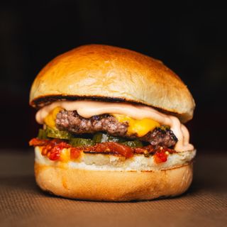 Чийз Бургер (280г)