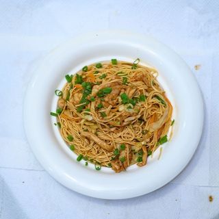 Veg Hakka Noddles
