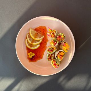 Rouleaux de printemps aux crevettes sauce aigre-douce 