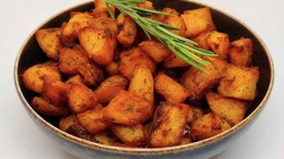 Patatas bravas ( ración)