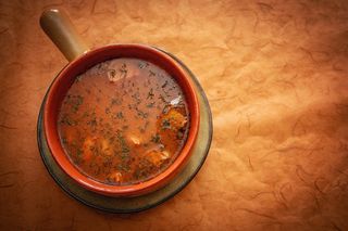 Ciorba de fasole cu ciolan afumat