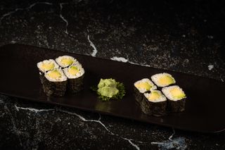 Maki De Aguacate (8 Uds.)