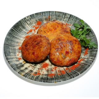 კატლეტი (ქათმის ხორცით)