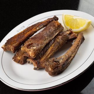 76. Costillas Asadas