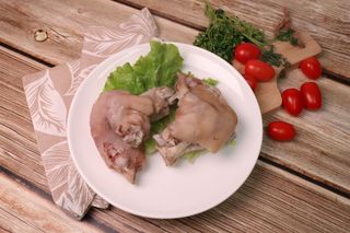 Свиные ножки (300г)