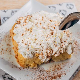 Dulce Tres Leches