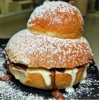 Brioche black & white