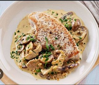 Piletina u sosu velika