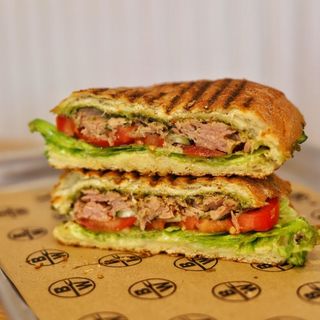 Мелт з тунцем та овочами