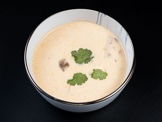 Том Ям з курчам (420g)