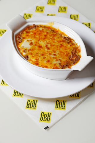 Mac N Cheese Bolognaise Gratin