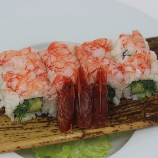 82. Amaebi roll