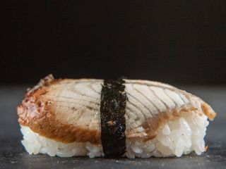Нігірі з вугрем (35g)