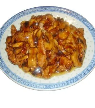 Carne de Porco com Cogumelos
