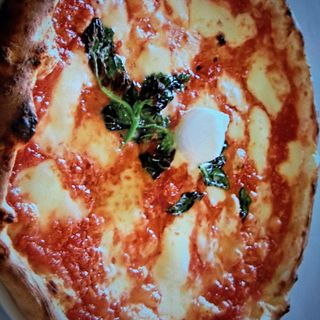 Pizza Margarita (Mediana)