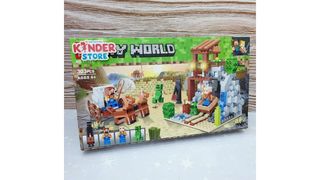 Лего Майнкрафт 303 деталей